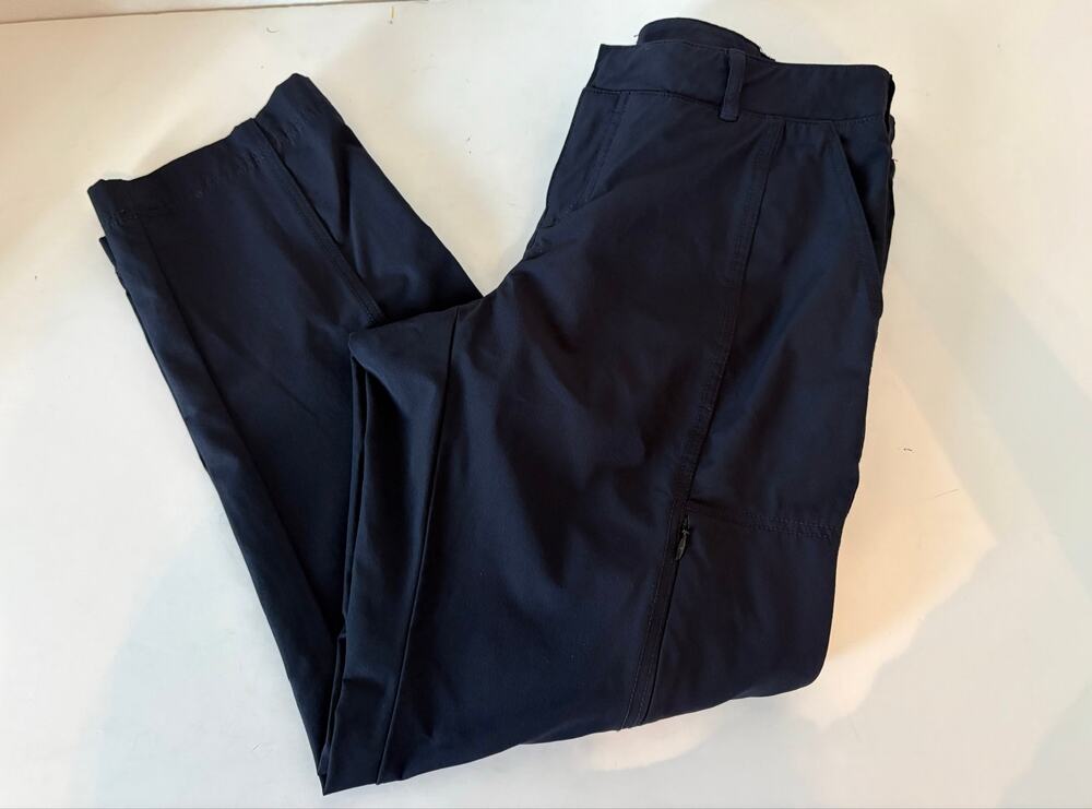 Kirkland Signature Ladies Travel Pants Size 6 Navy blue